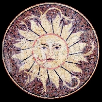 Mosaico sole in colori caldi
